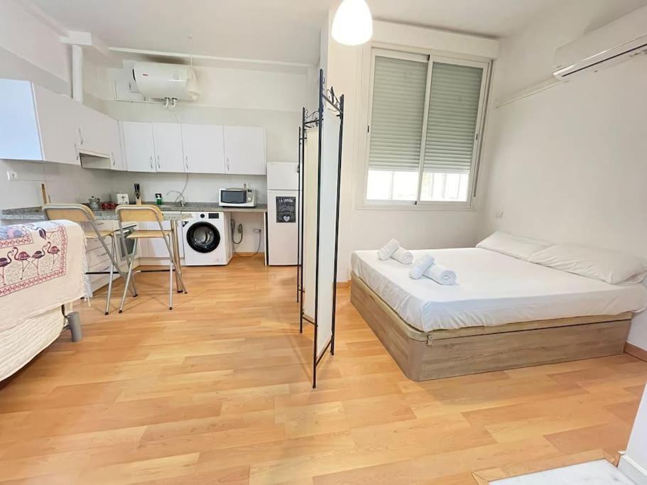 Nice Flat In Atarazanas - Souv Малага Екстер'єр фото