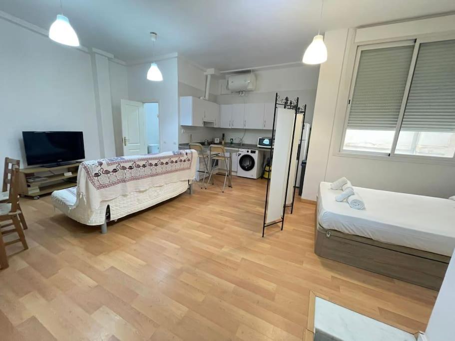 Nice Flat In Atarazanas - Souv Малага Екстер'єр фото
